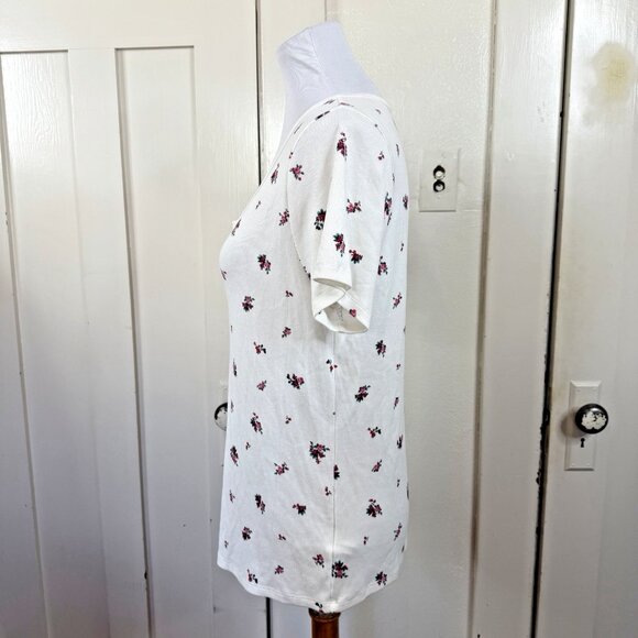 Old Navy Short Sleeve Notch Tee White Floral Ribbed Y2K 90s Aesthetic Babytee - Picture 3 of 7